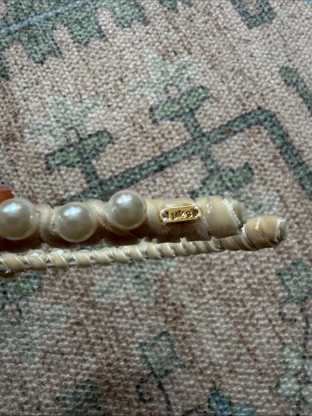 Lele Sadoughi Pearl Velvet Strand Headband | Like New Condition - Picture 3 of 3